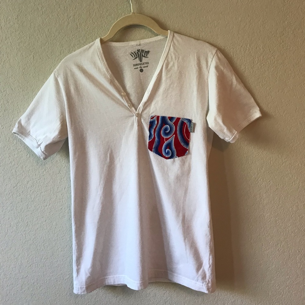 Serengetee Abstract Pattern Fabric Pocket Tee